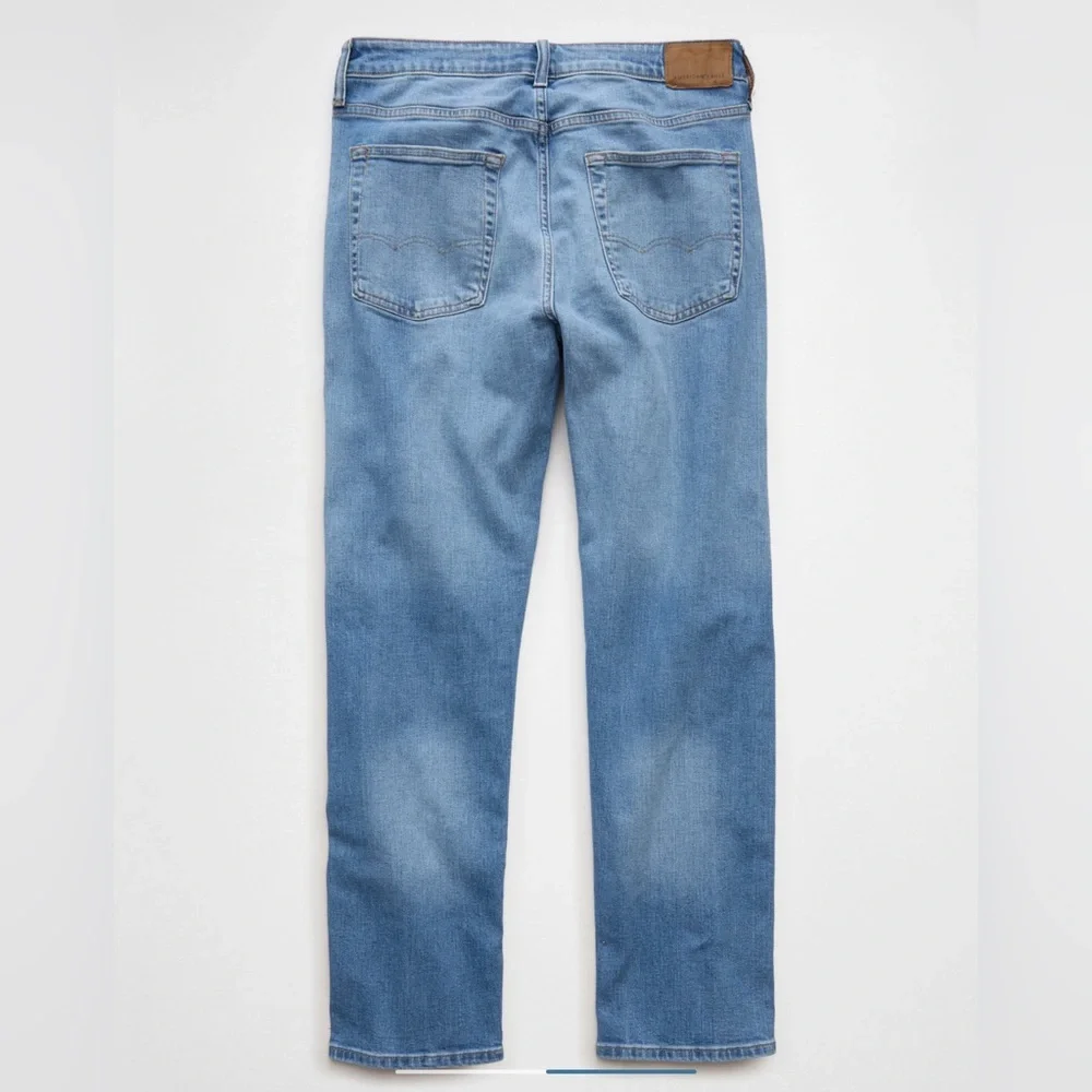 American Eagle Men’s Airflex+ Original Straight Jeans